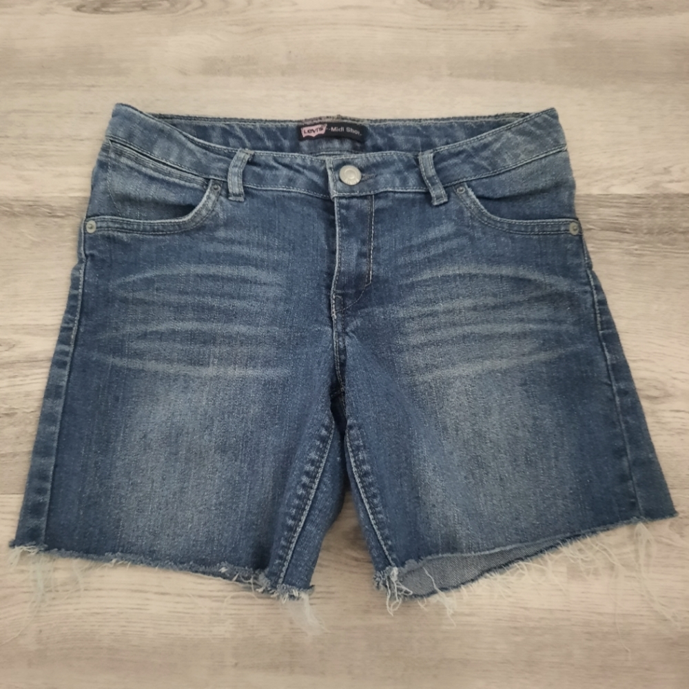 Levi's Midi Cut-off Shorts